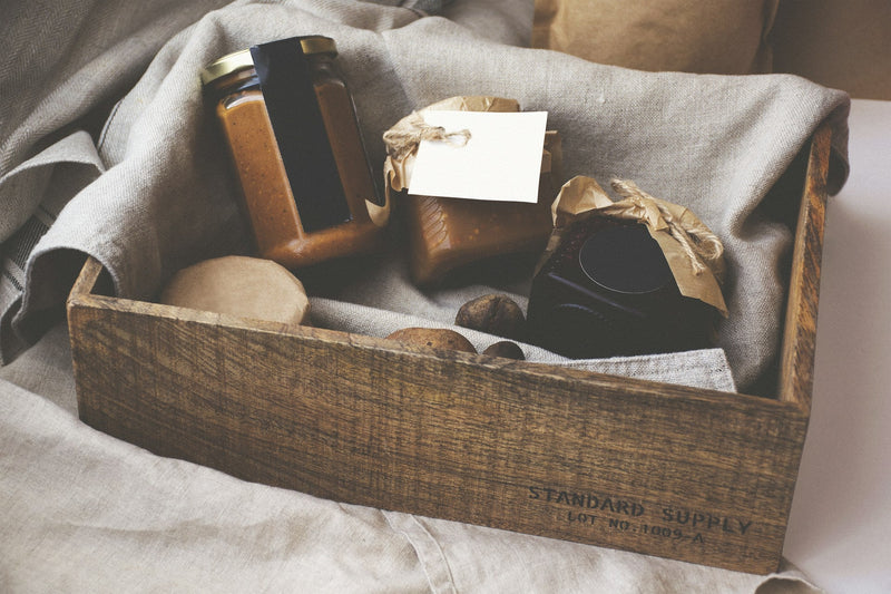 Local Gift Sets: Southern Artisan Pairings by Recipient + Where to Buy