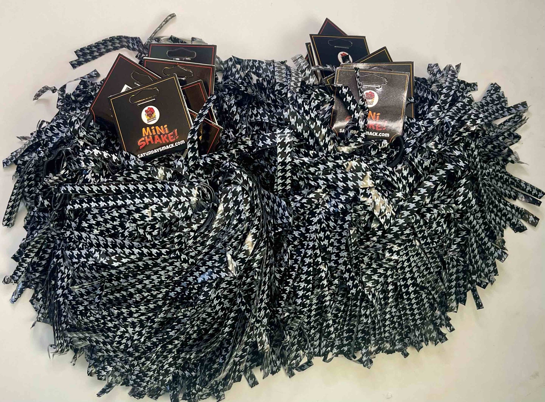 Mini houndstooth pom-pom shaker group pack