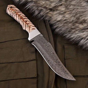 Nile Crocodile Damascus Hunting Knife with Raindrop Blade