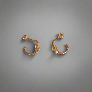 Mini Love Knot Huggies | Gold Vermeil handmade jewelry by Ke Bella