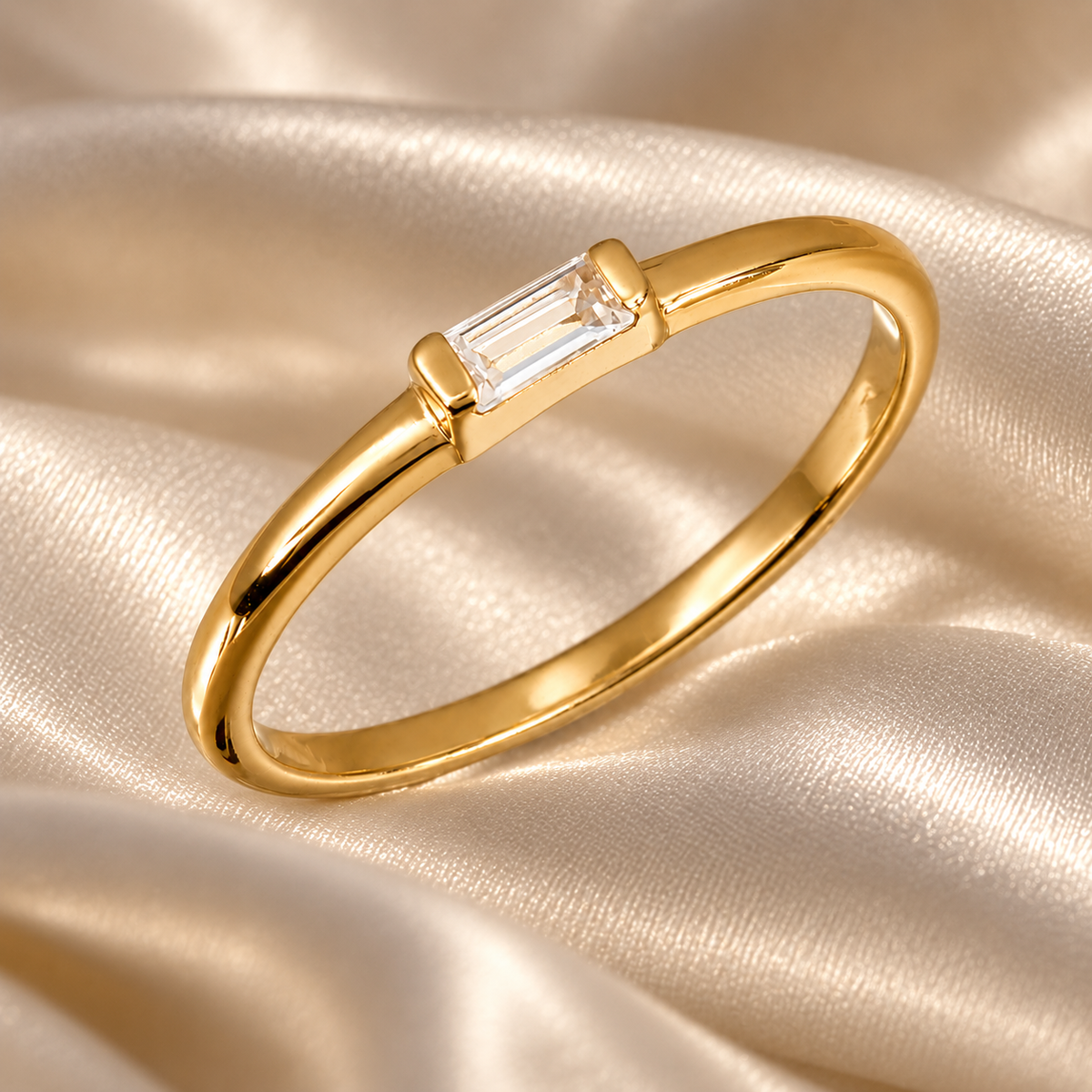 Faye Ring | White Topaz