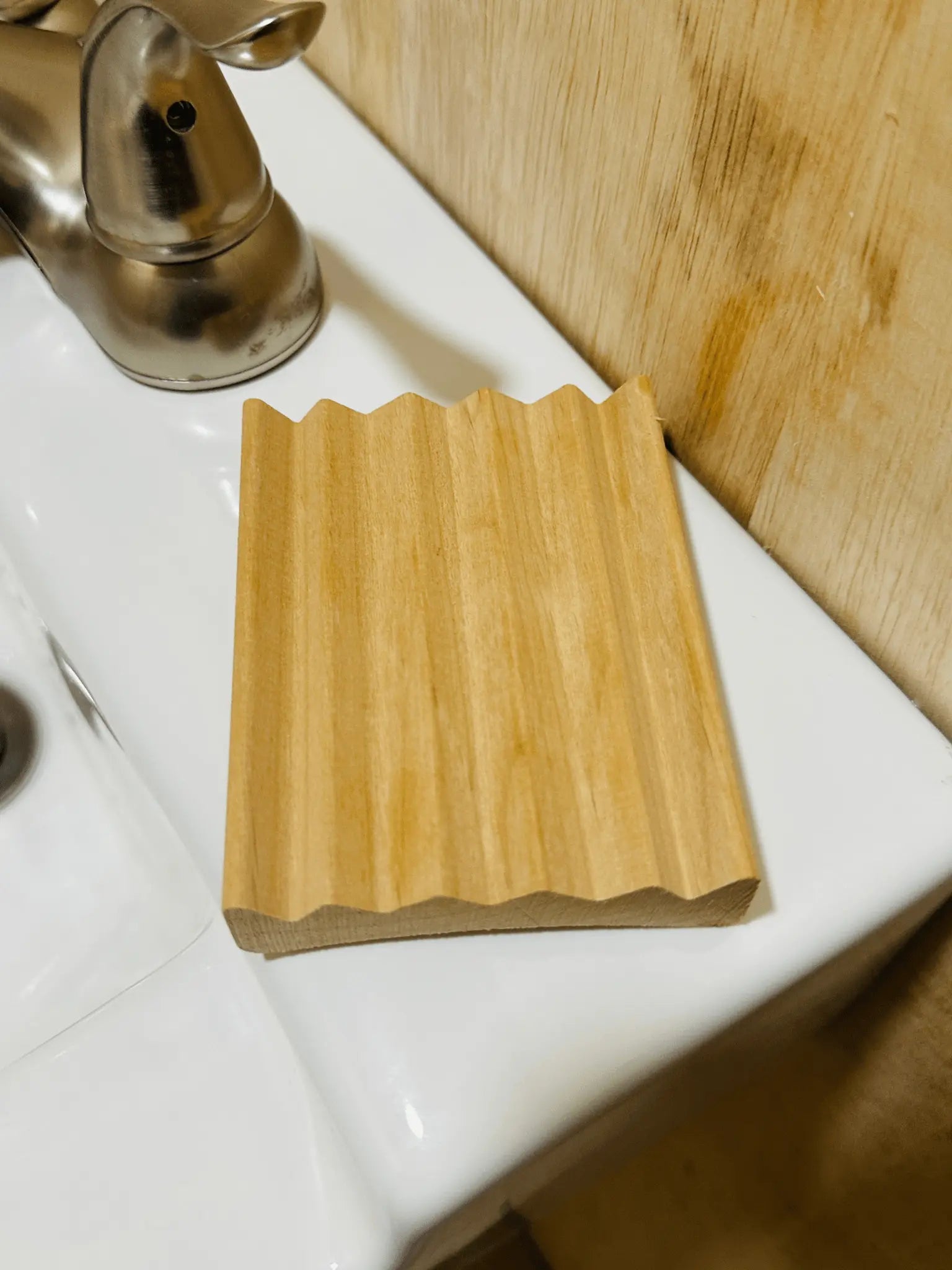 Alder Wood Soap Dish by Country Lather Soap Works, natural skincare detail photo 3