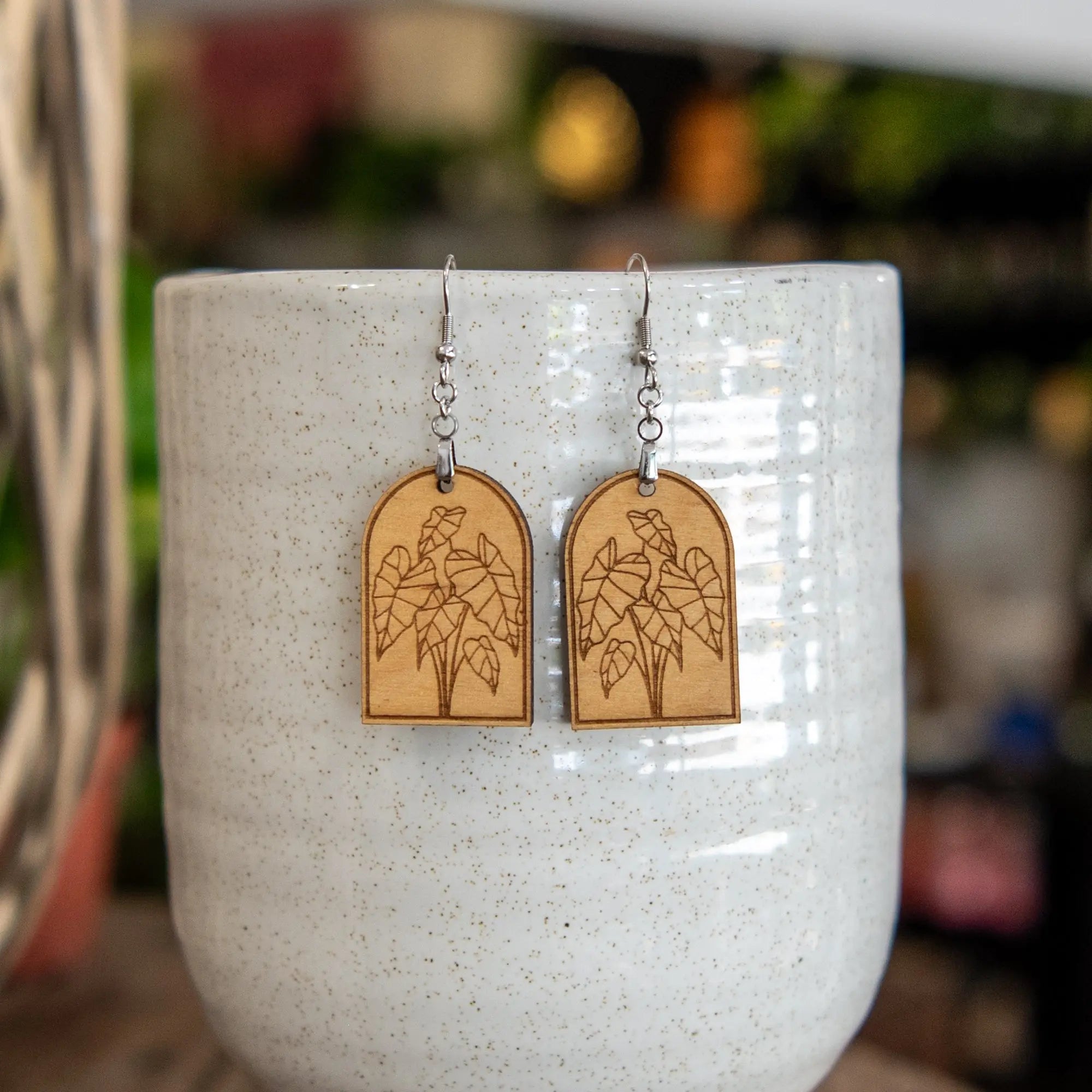 Alocasia Arched Earrings Still Magnolia