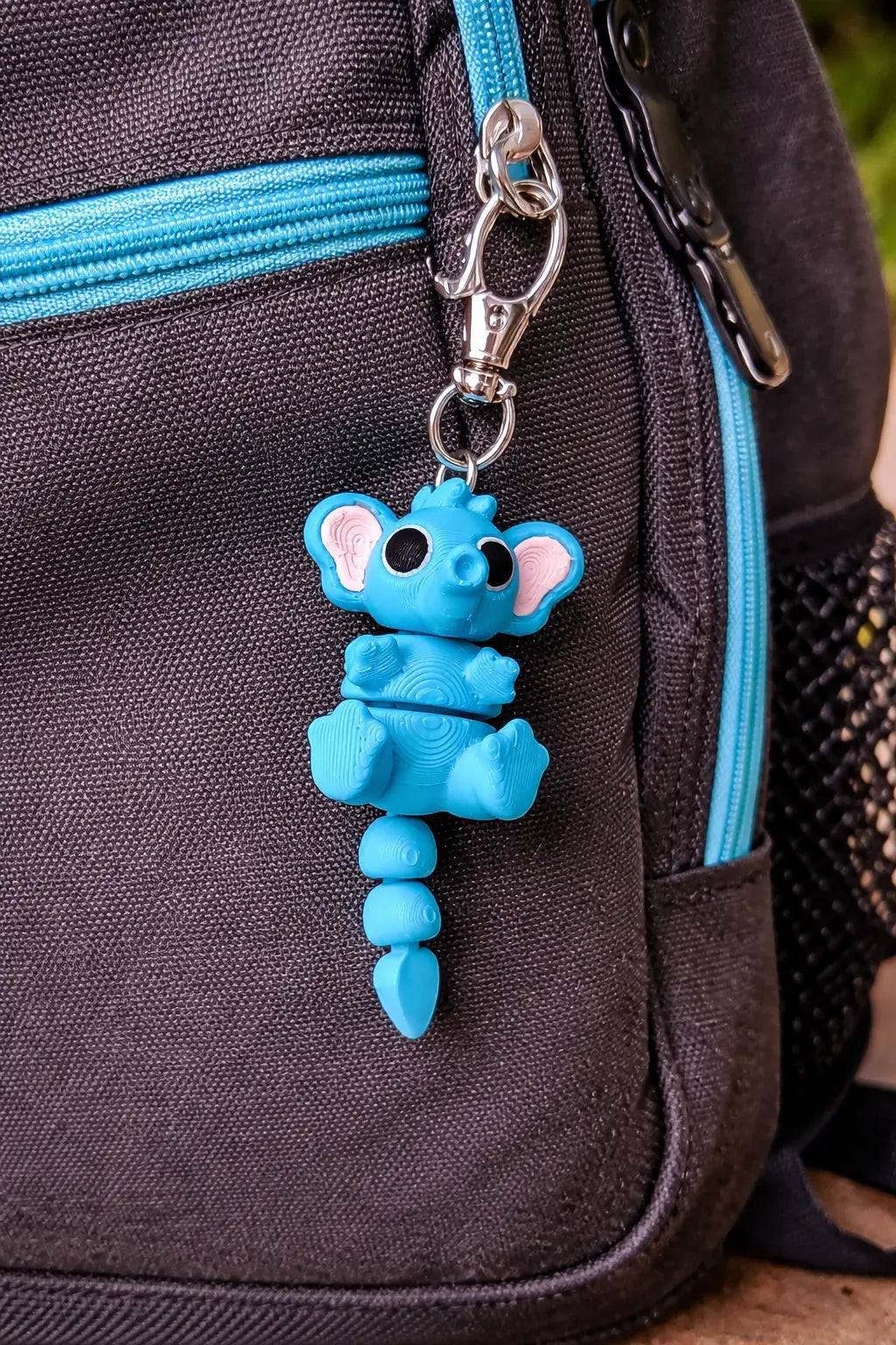 Articulated Elephant Fidget Keychain – Sensory Toy The Tween Space