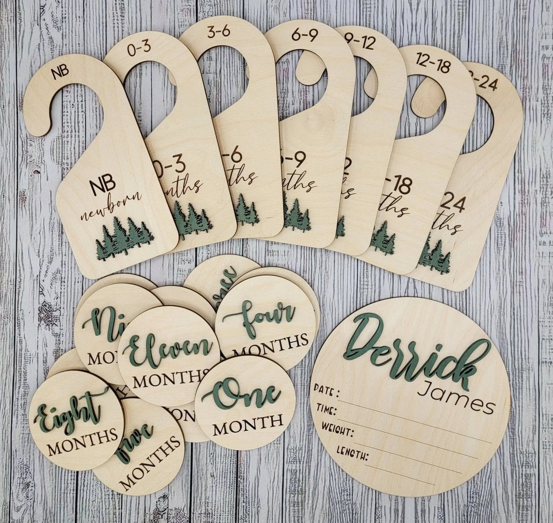 Baby Bundle: Announcement Sign With Birth Stats, Monthly Milestone Discs and  Closet Dividers EverLee Creations