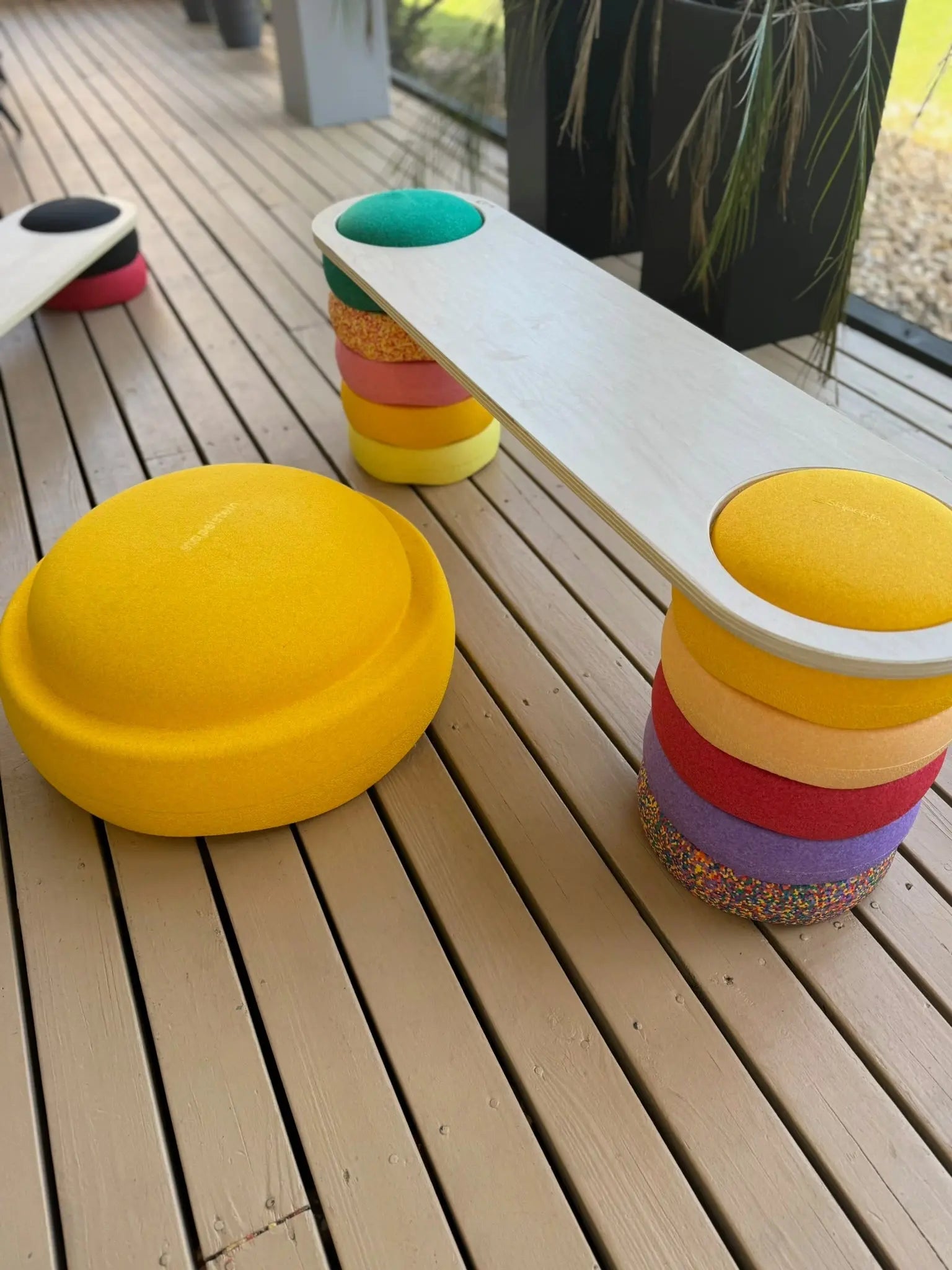 Balance Board - Stepping Stone Bridge & Play Surface for Stapelstein® by Maple Play, activity toys detail photo 8