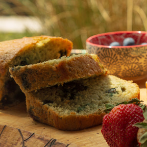 Blueberry & Lavender Bud Cake