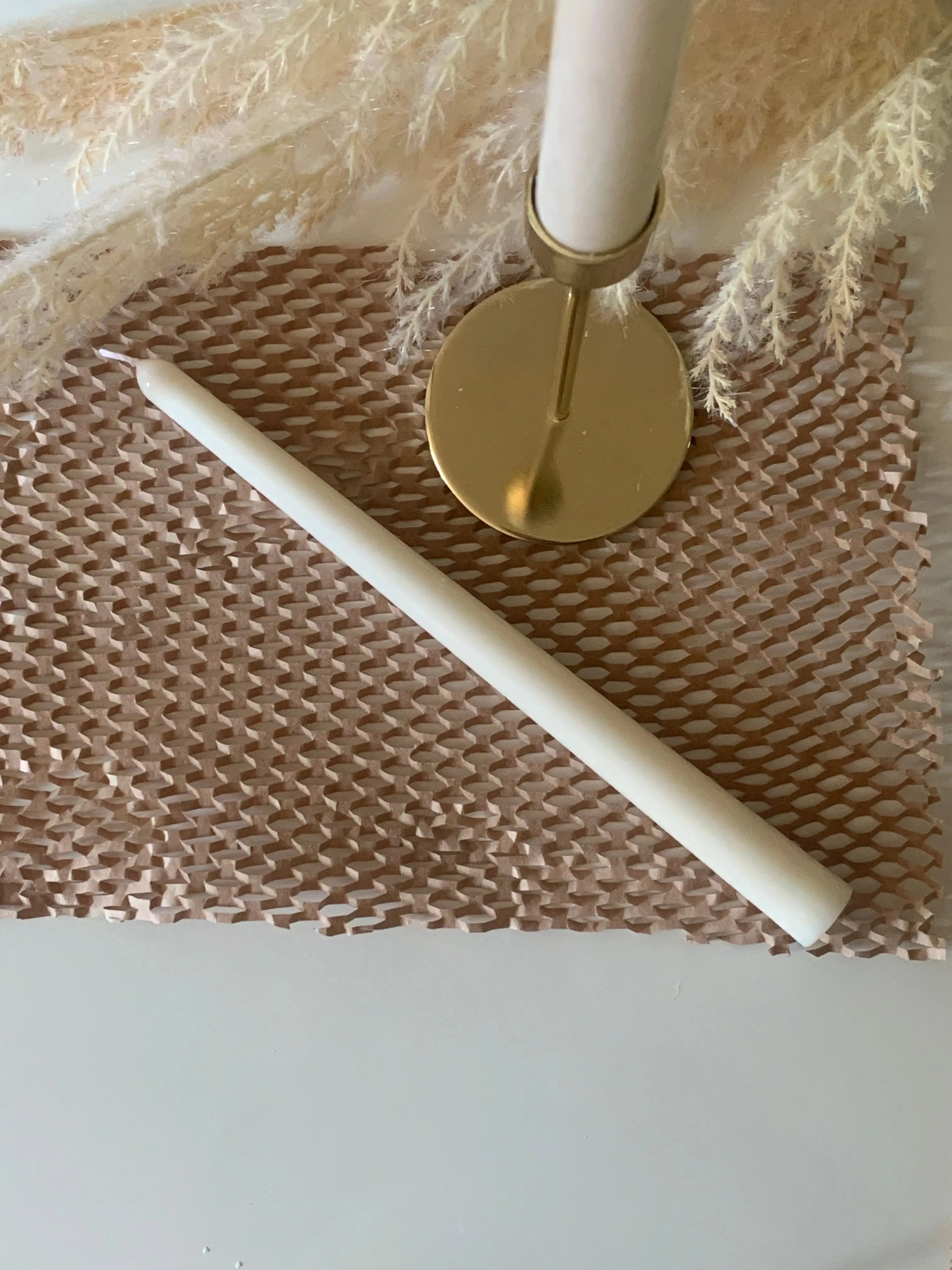 Calix by Believe Candle, scented candle detail photo 2