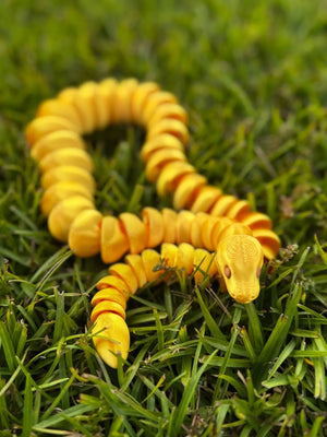 Color Shift Snake 3D Printed Fidget Toy | Large Reptile Sensory Toy by Mushroom Lady Co, paper gift detail photo 10