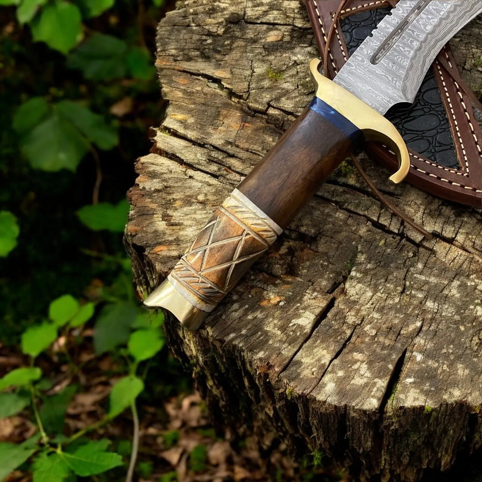 Custom Handmade Bowie Knife - 14" Damascus Steel Blade, Rosewood & Bone Handle Damascus Knife Store