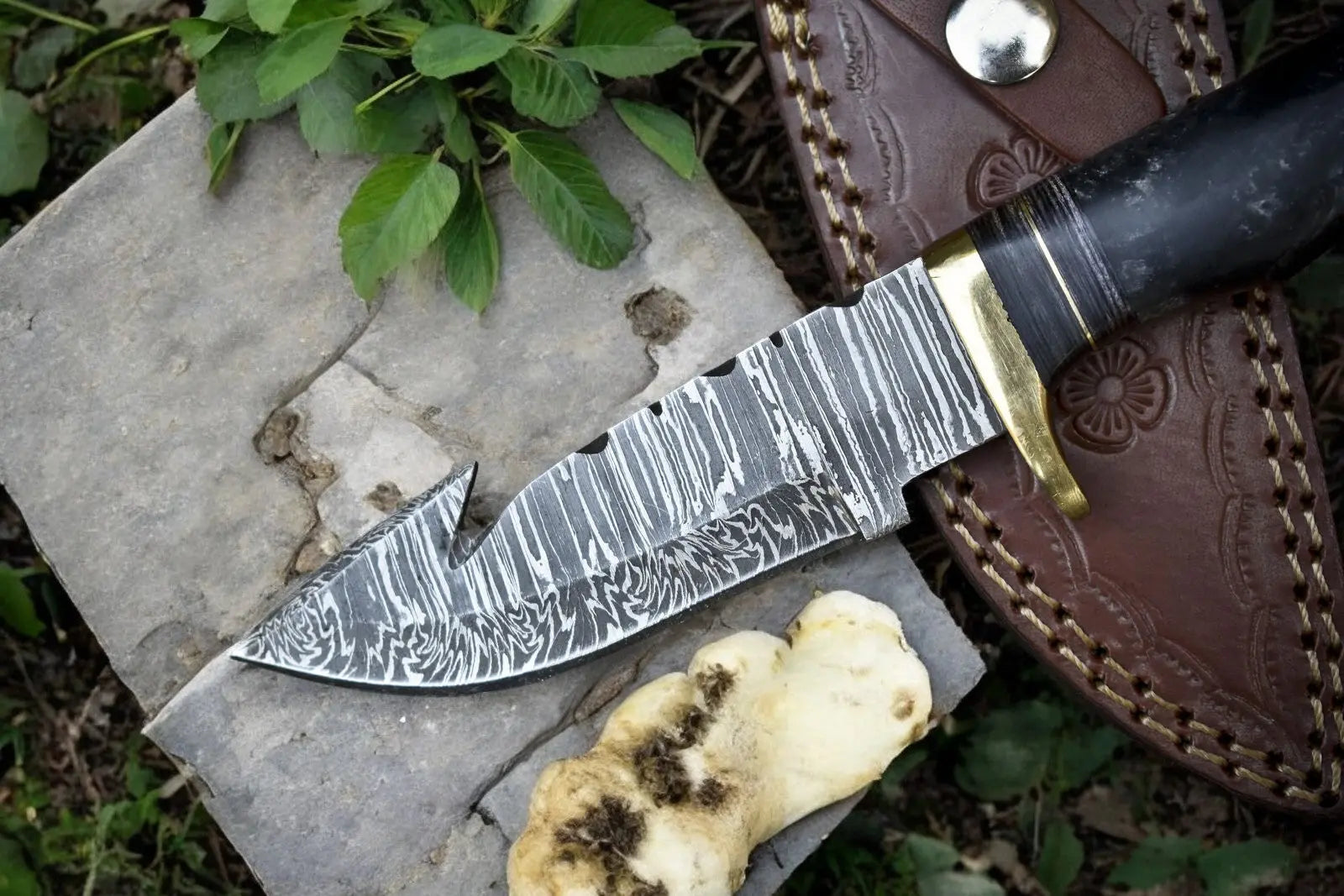 Custom Handmade Damascus Hunting Knife – 8" with Sheath by Damascus Knife Store, leather knife sheath detail photo 2