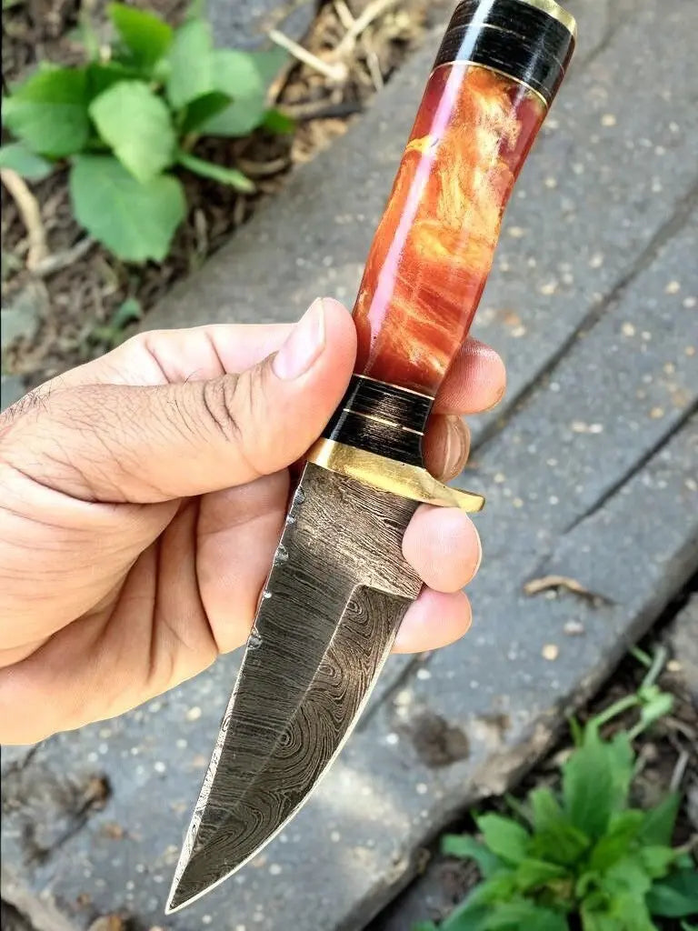 Custom Handmade Damascus Hunting Knife – Epoxy Resin Handle Damascus Knife Store