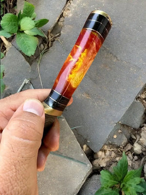 Custom Handmade Damascus Hunting Knife – Epoxy Resin Handle Damascus Knife Store