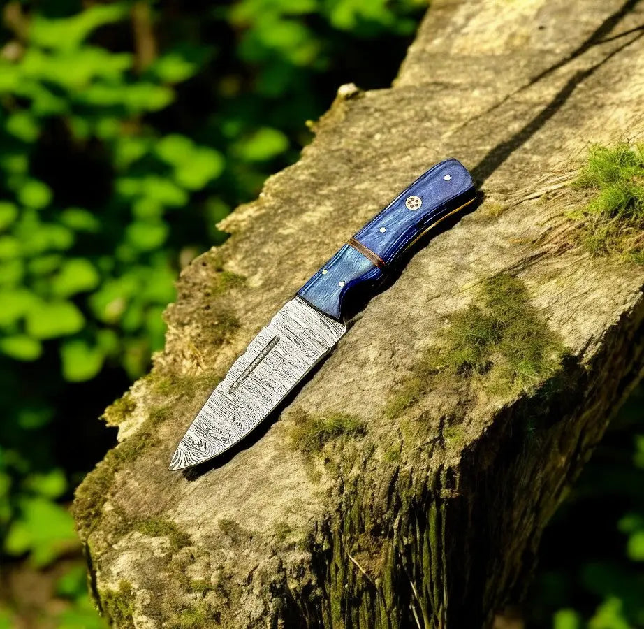 Custom Handmade Damascus Hunting Knife – Exotic Wood Handle Damascus Knife Store