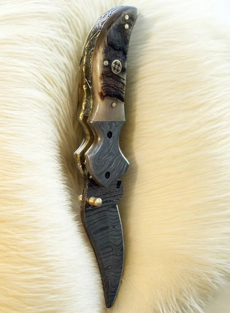 Custom Handmade Damascus Pocket Knife – Sheep Horn Handle by Damascus Knife Store, Damascus knife detail photo 2