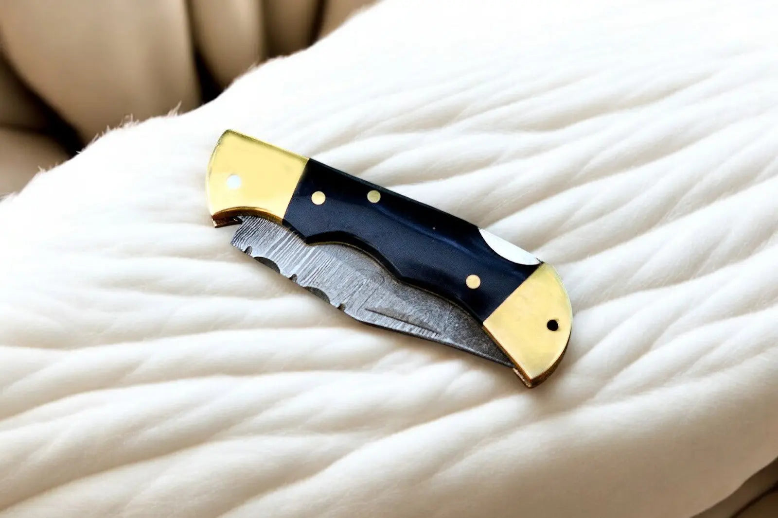 Custom Handmade Damascus Pocket Knife with Buffalo Horn by Damascus Knife Store, Damascus knife detail photo 2