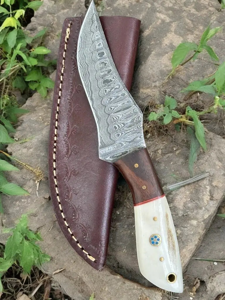 Custom Handmade Hunting Knife – Damascus Steel Blade by Damascus Knife Store, Damascus knife detail photo 2