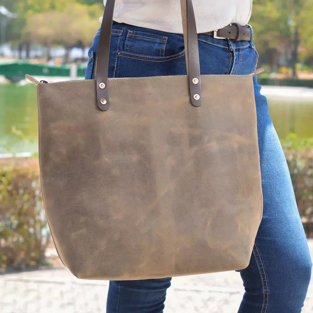 Eden LARGE Leather Tote Bag - Zippered by Mission Mercantile Leather Goods, handmade leather goods detail photo 2