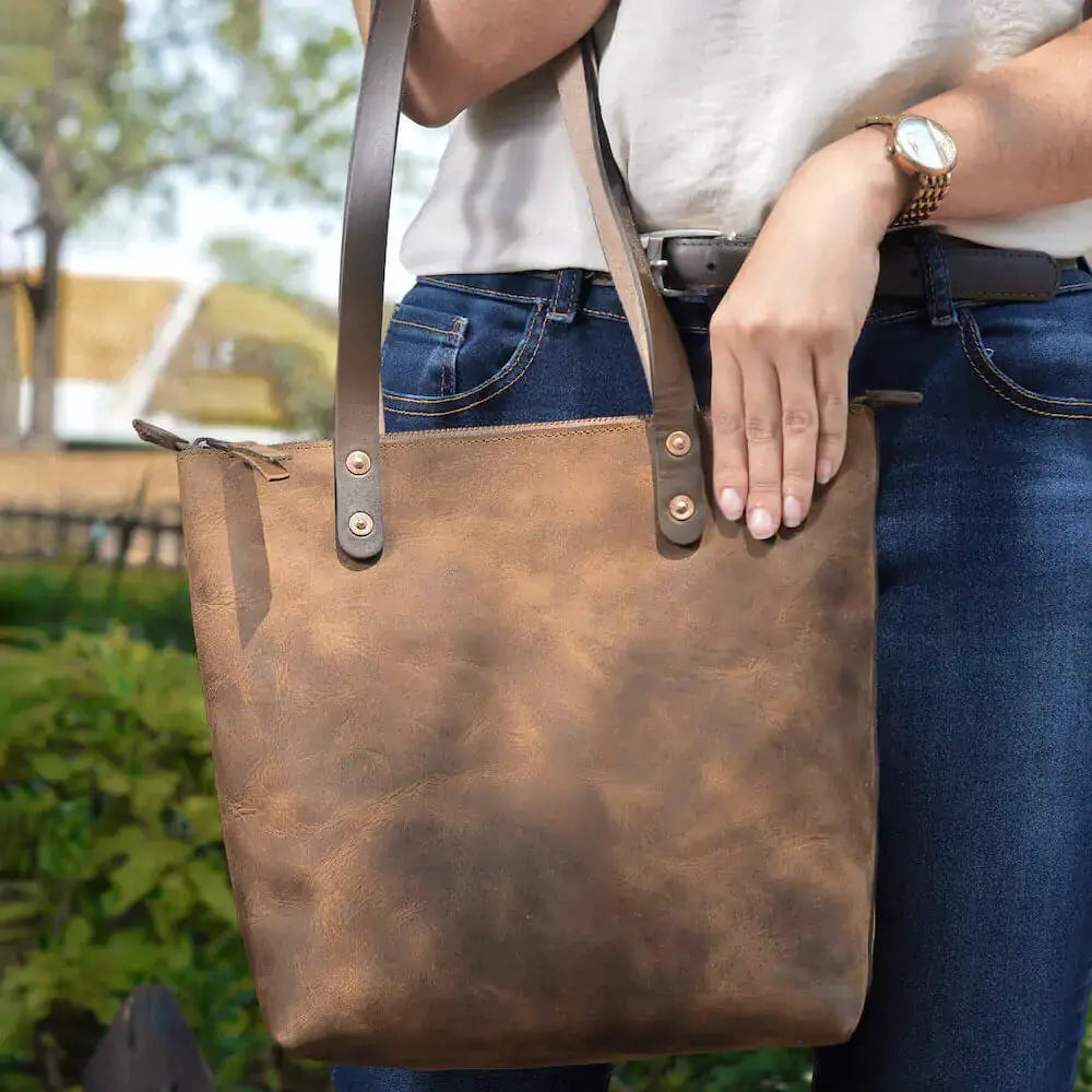 Eden SMALL Leather Tote Bag - Zippered by Mission Mercantile Leather Goods, handmade leather goods detail photo 2