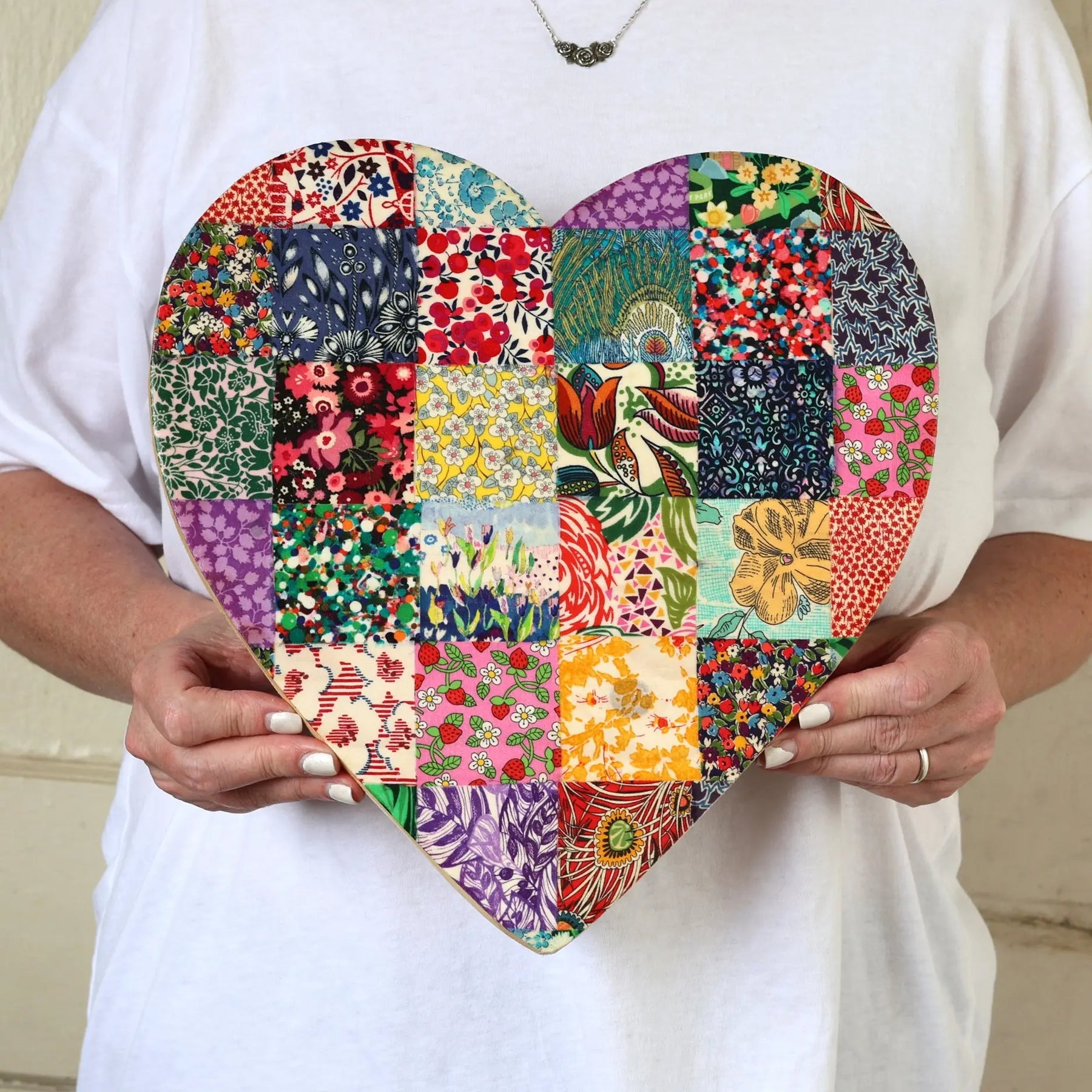 Fabric-Faced Pallet Hearts by Dennehey Design Co., gift giving detail photo 7