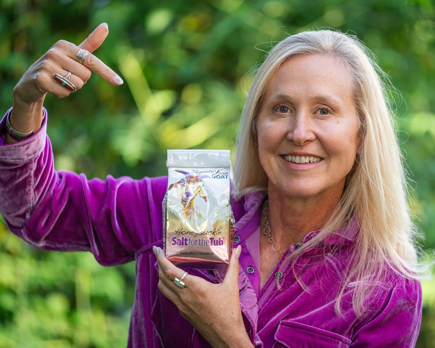 Honeysuckle Goats Milk Arnica Bath Salts by Essential Journeys, Southern food gift detail photo 2