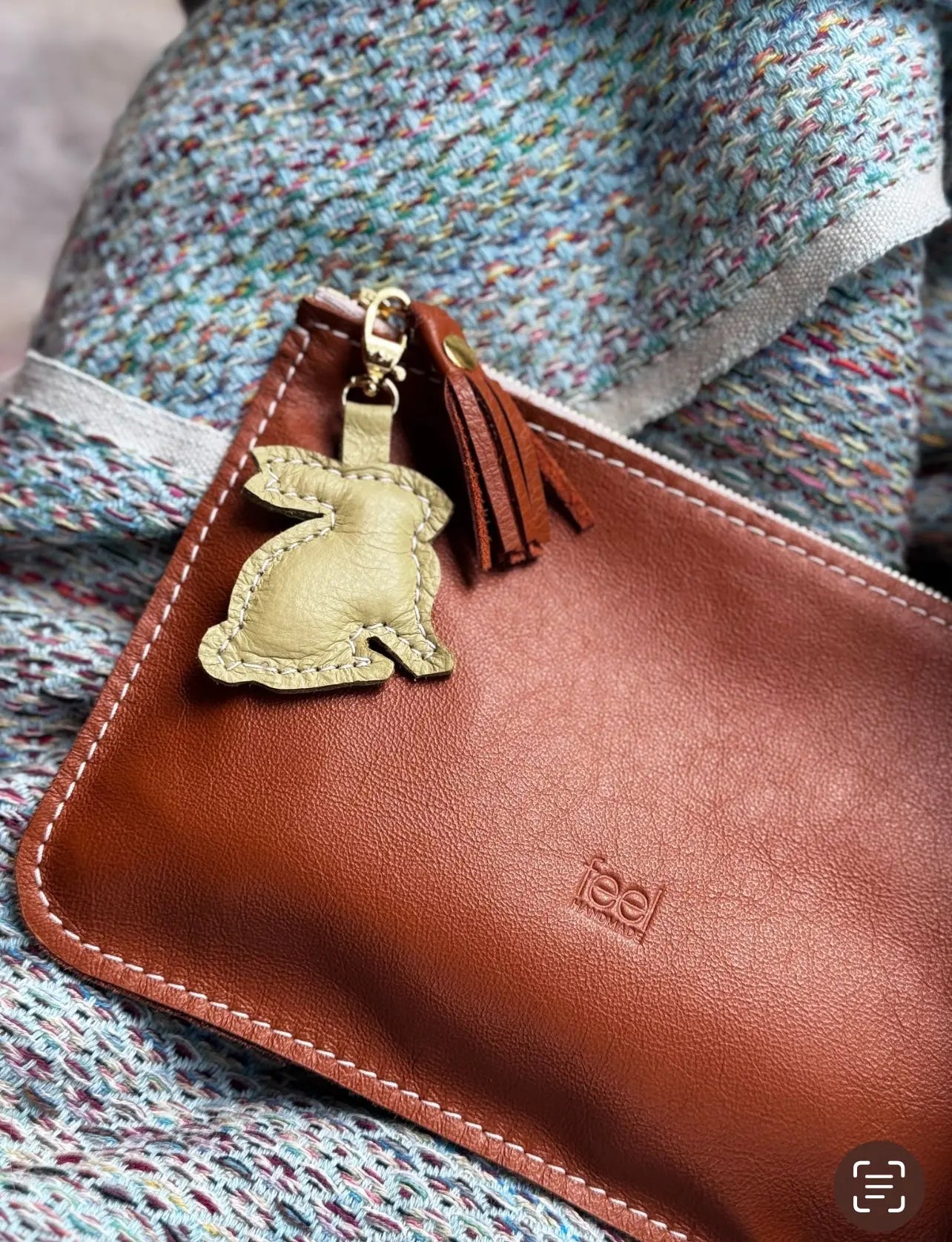 Hand Pouch Feelhandmade