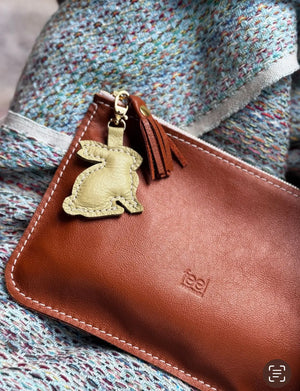 Hand Pouch Feelhandmade