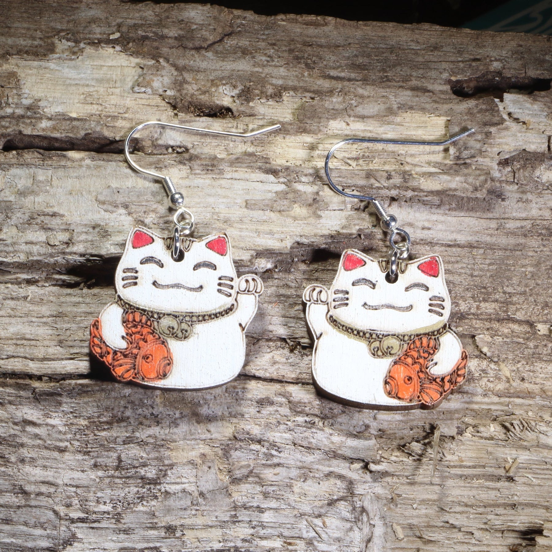 Lucky Cat Wooden Earrings | Maneki Neko Japanese Jewelry