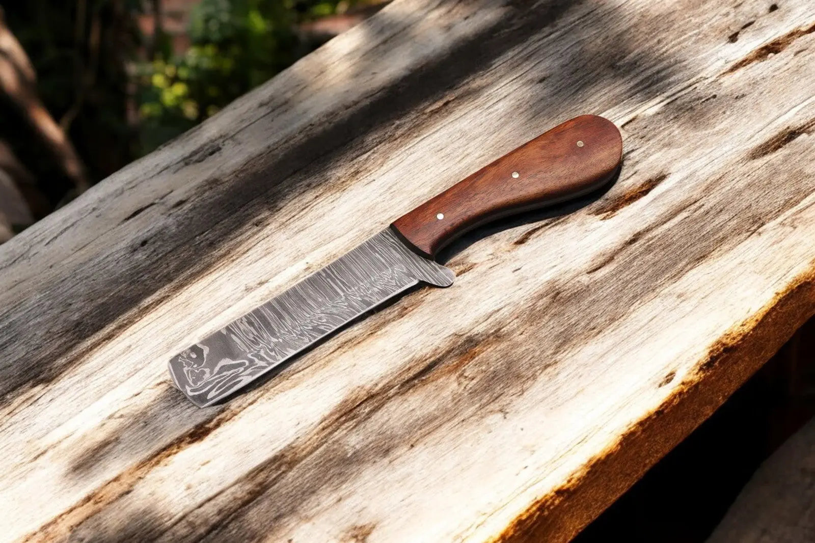 Handmade Bull Cutter Knife – Damascus Steel & Rosewood Damascus Knife Store