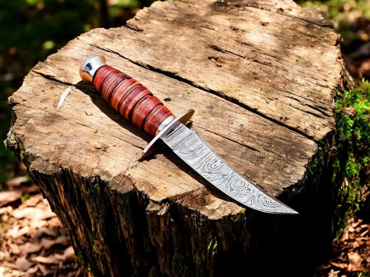 Handmade Damascus Bowie Knife – Buffalo Horn Handle by Damascus Knife Store, Damascus knife detail photo 2