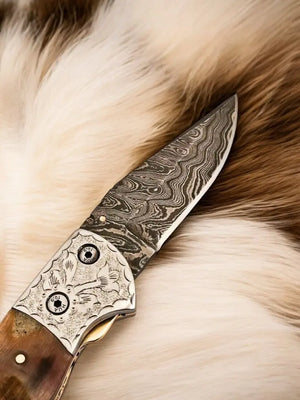 Handmade Damascus Folding Knife – Sheep Horn Handle by Damascus Knife Store, Damascus knife detail photo 2