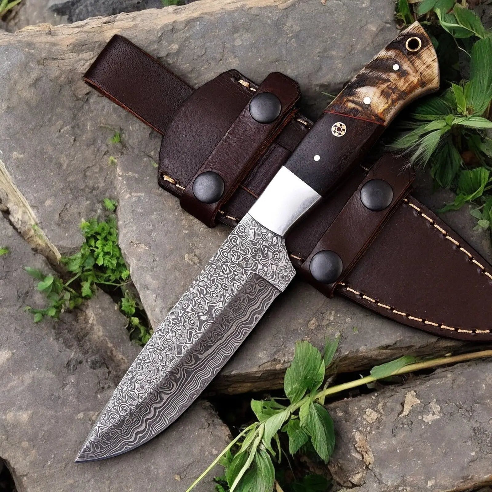 Handmade Damascus Hunting Knife | Sheep Horn & Rosewood by Damascus Knife Store, Damascus knife detail photo 2