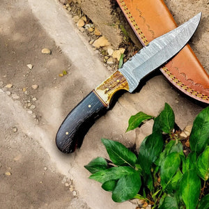 Handmade Damascus Hunting Knife – Wenge & Antler Handle Damascus Knife Store