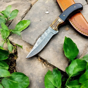 Handmade Damascus Hunting Knife – Wenge & Antler Handle Damascus Knife Store