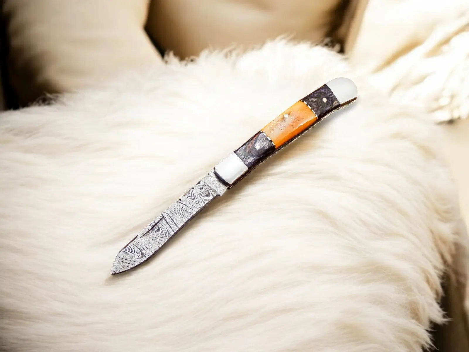 Handmade Damascus Pocket Knife – Exotic Wood & Bone Damascus Knife Store