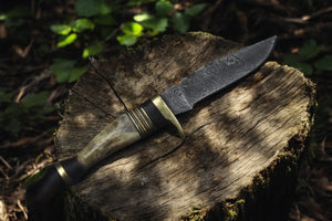 Handmade Damascus Skinning Knife – Antler Horn Handle Damascus Knife Store