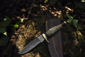 Handmade Damascus Skinning Knife – Antler Horn Handle Damascus Knife Store