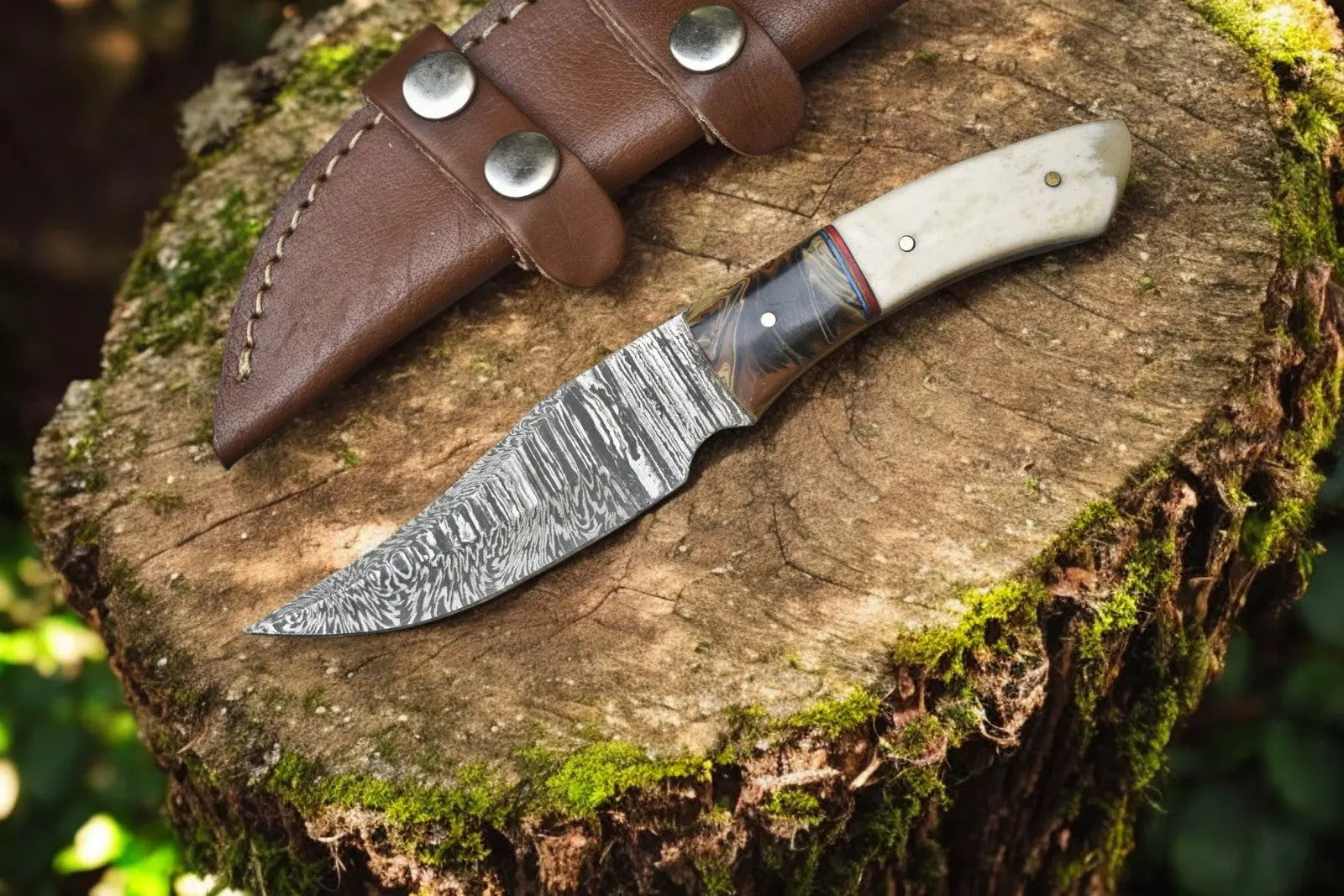 Handmade Damascus Skinning Knife – Epoxy Resin & Bone Damascus Knife Store