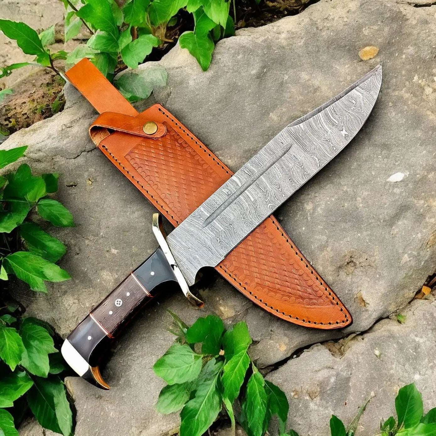 Handmade Damascus Steel Bowie Knife - 16" Rosewood & Buffalo Horn Damascus Knife Store