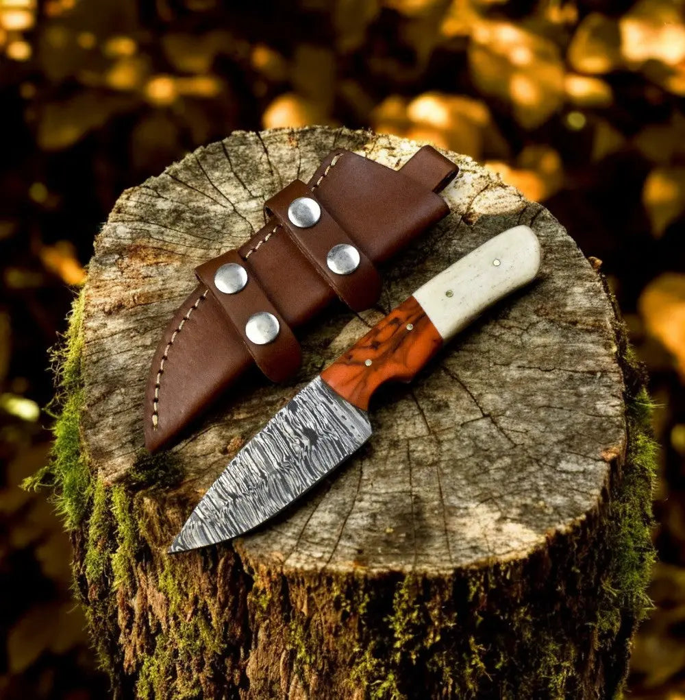 Handmade Damascus Steel Skinning Knife – 7.5" with Resin & Bone Handle Damascus Knife Store