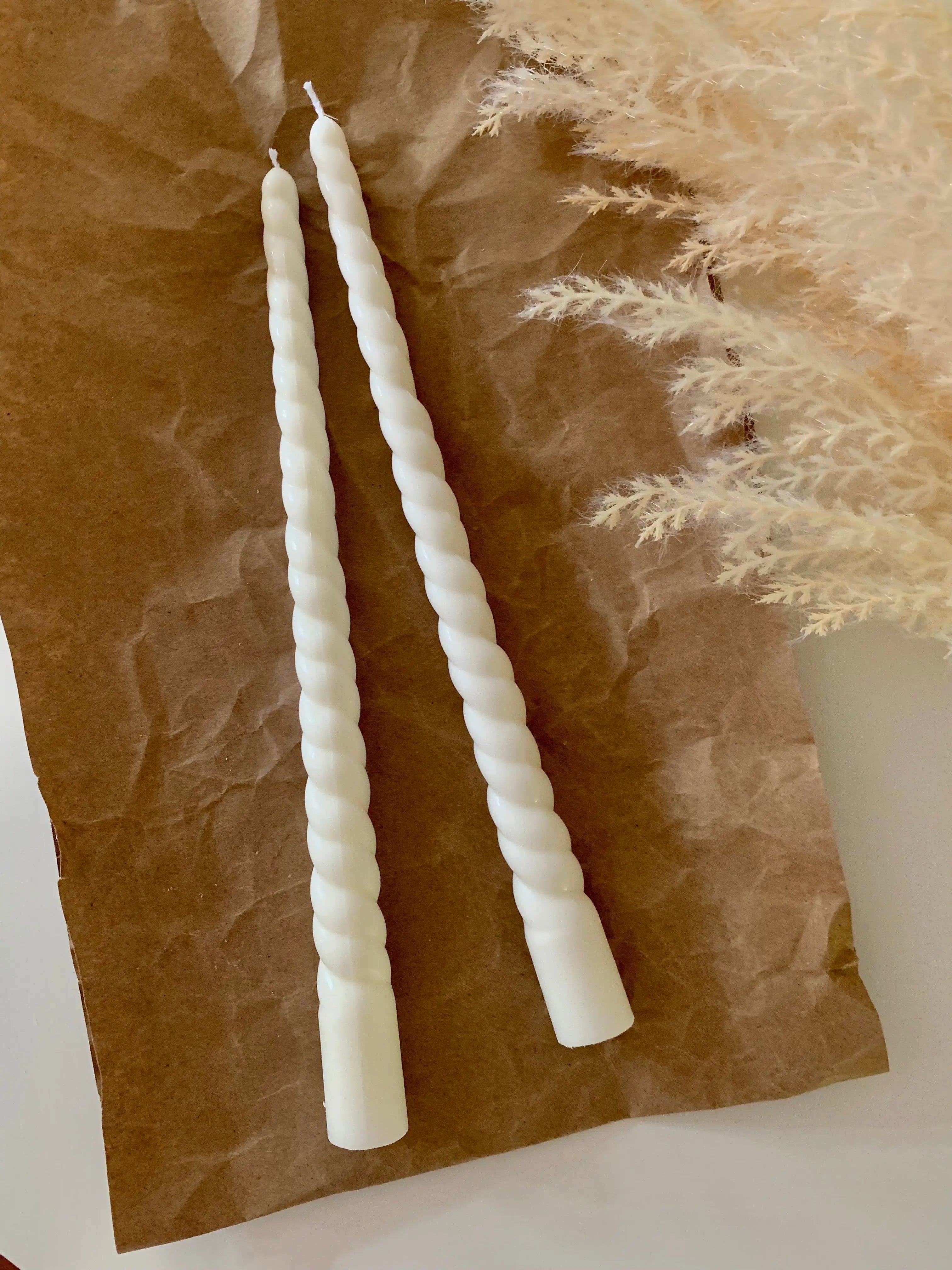 Helios by Believe Candle, scented candle detail photo 2