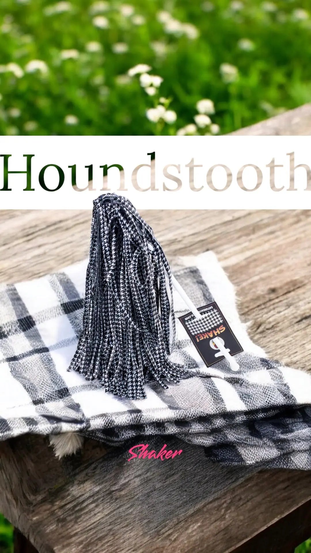 Houndstooth pom-pom shakers for Alabama game day