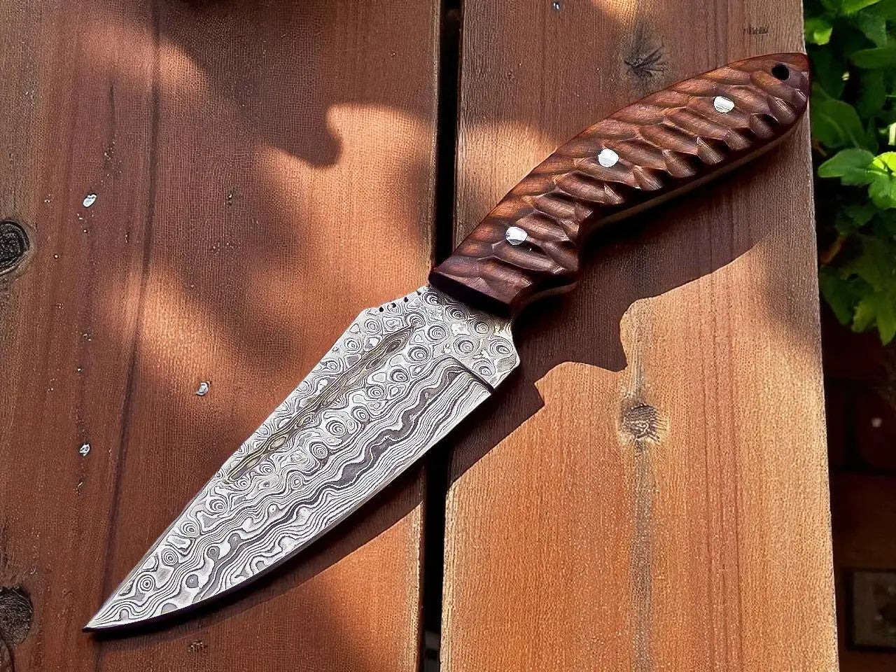 Hunter Knife - Damascus Steel with Hardwood Handle Damascus Knife Store