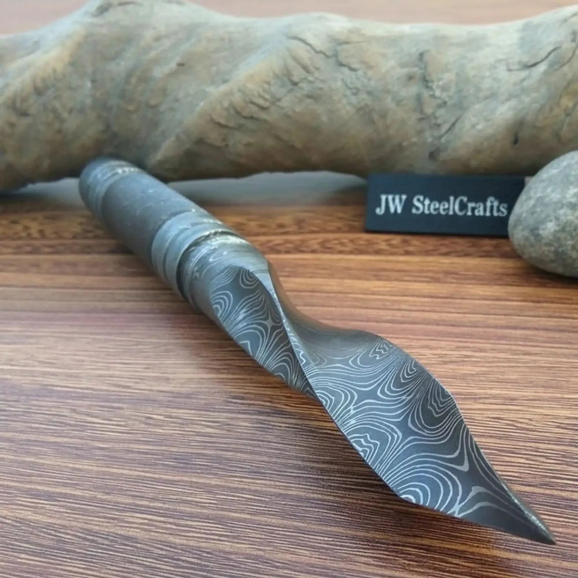 Handmade Damascus Aikuchi Tanto Knife with Aluminum Saya | Full Tang Japanese Style Knife by JW SteelCrafts, Damascus knife detail photo 2