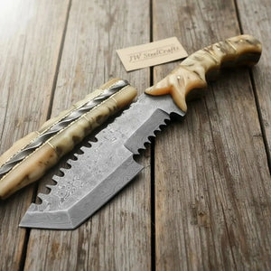 Damascus Tracker Knife with Ram Horn Handle - Full Tang