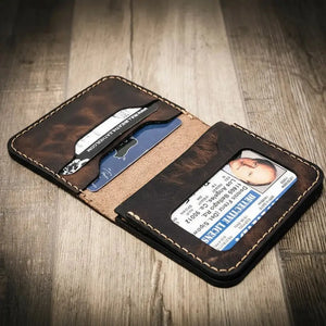 Minimalist Badge Wallet interior pocket construction