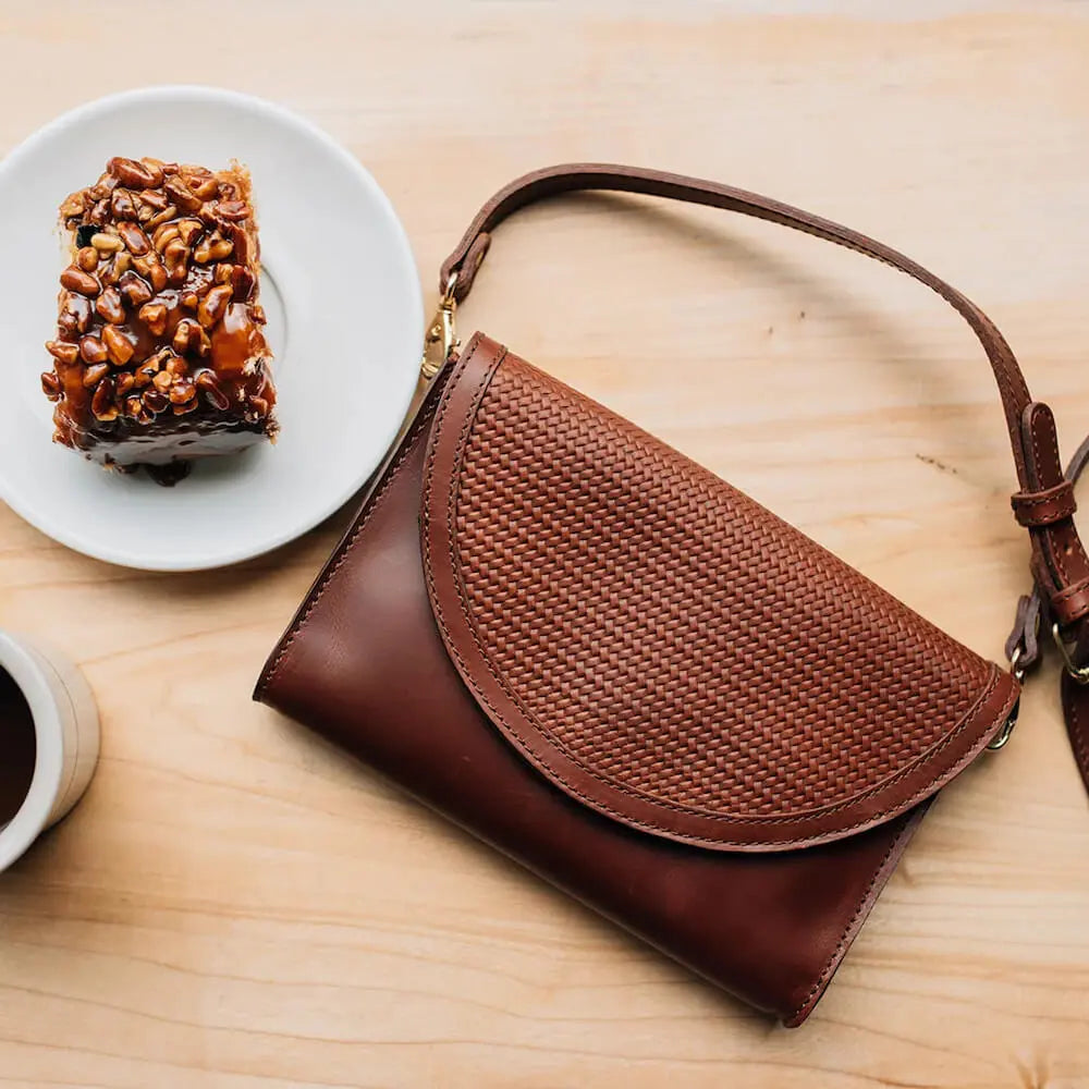 Nisolo Cleo Leather Convertible Crossbody Clutch by Mission Mercantile Leather Goods, natural skincare detail photo 7