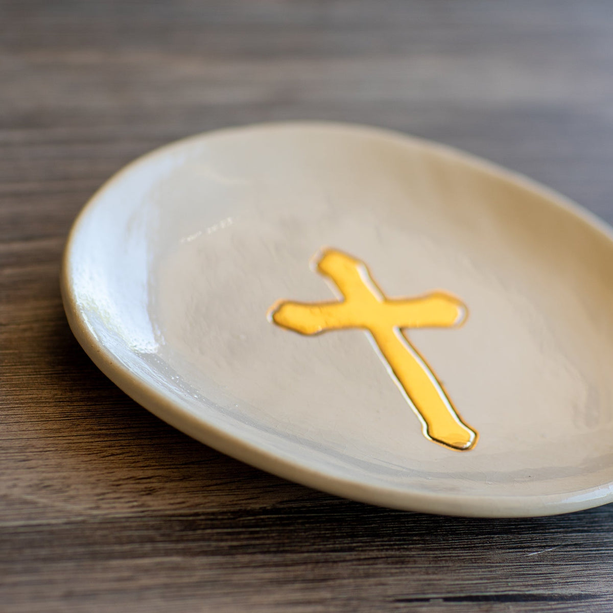 Prodigal Pottery Small Ceramic Gold Leaf Cross Plate — product view 4