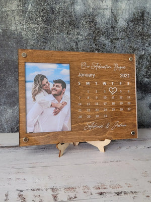 Personalized Couples Picture Frame with Calendar EverLee Creations