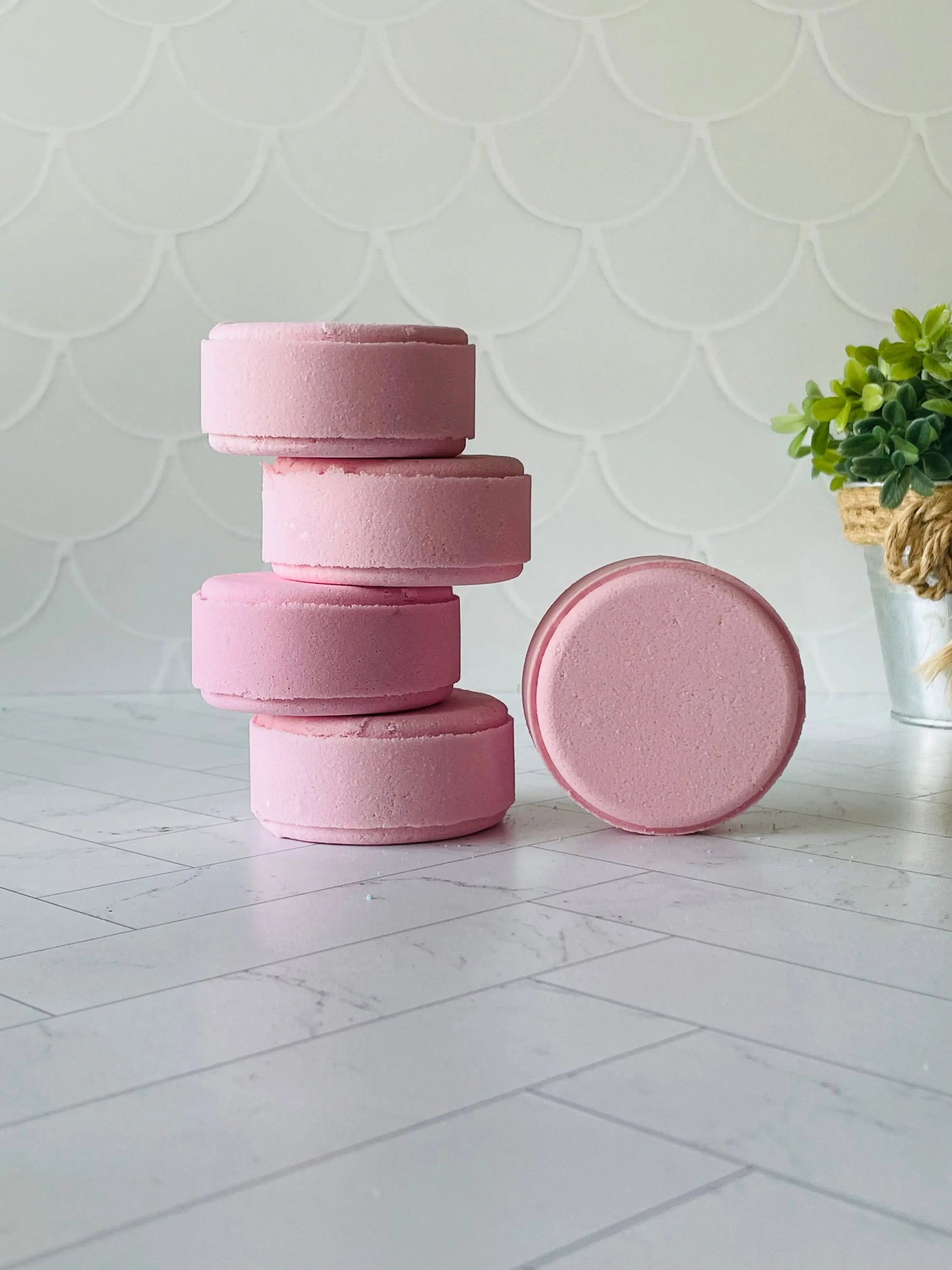 Shower Fizzle by Lustful Bath, LLC, handmade bath and body detail photo 3